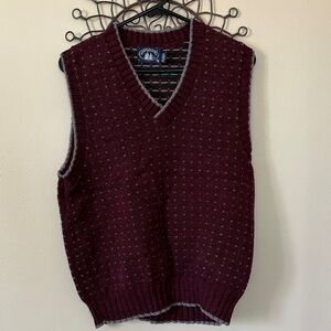 G.H. Bass & Co. Men's Burgundy V-Neck Sweater Vest with Gray Trim